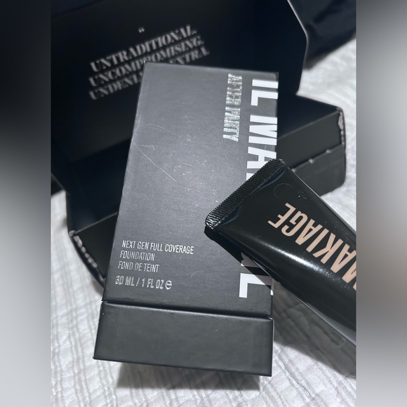 IL MAKIAGE 3 ITEMS + COMES WITH FREE CANVASS BAG! RETAIL OVER $120 - Picture 7 of 8